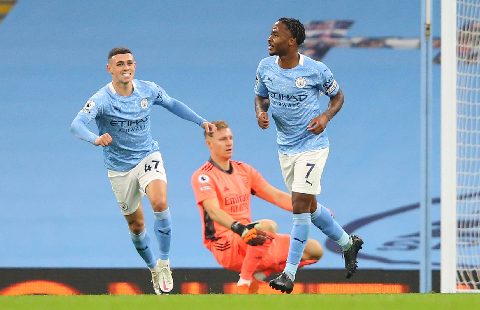 衬下大放异 衬下大放异