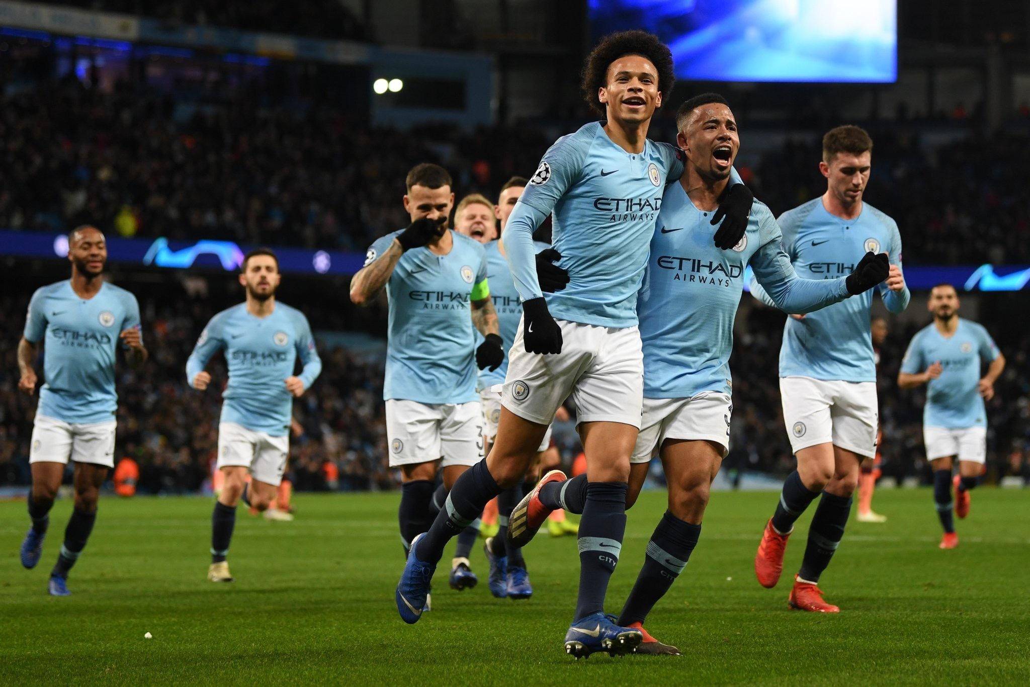 友如希罗 友如希罗