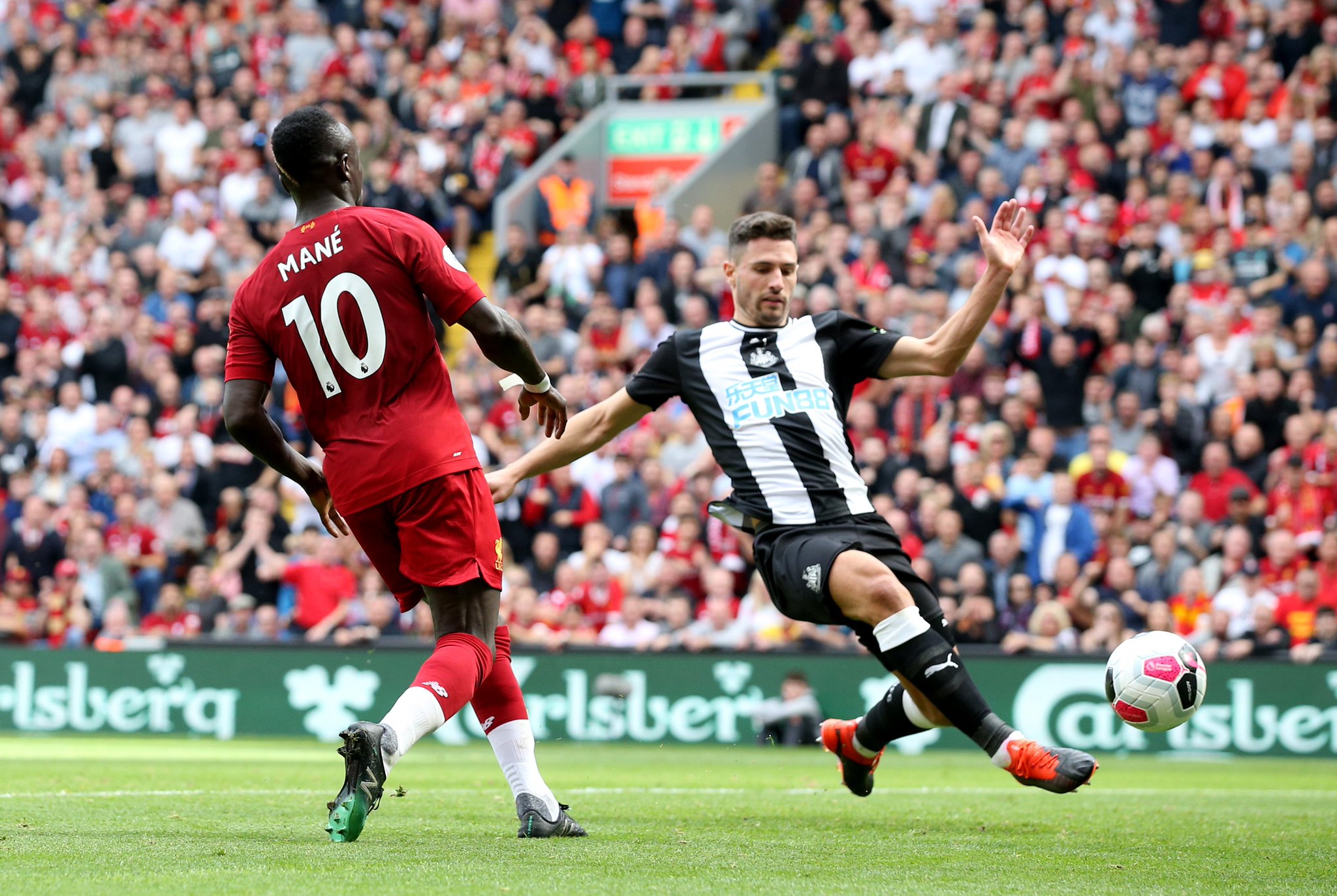 中超联赛的 中超联赛的